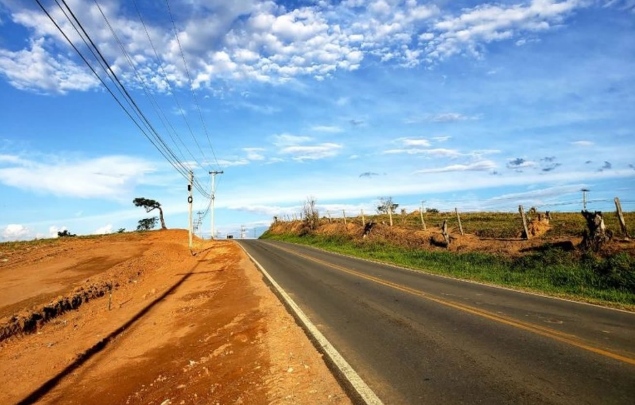 Tragédia em Guaratinguetá: batida com ônibus mata Ricardo Marzano Tragédia em Guaratinguetá: batida com ônibus mata Ricardo Marzano