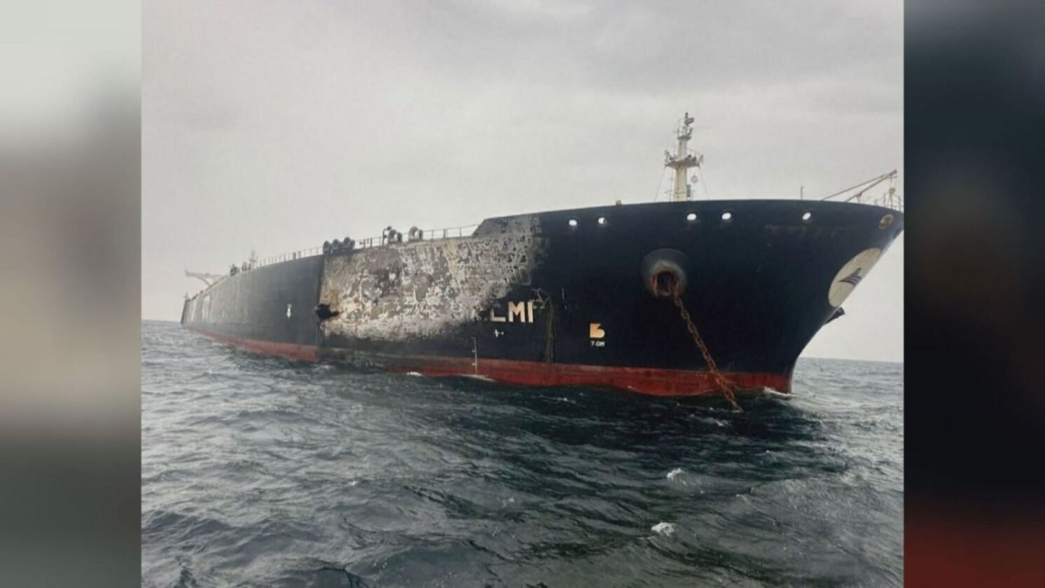 Ataque iraniano em Dubai: Kuwait revela imagens de petroleiro atingido Ataque iraniano em Dubai: Kuwait revela imagens de petroleiro atingido