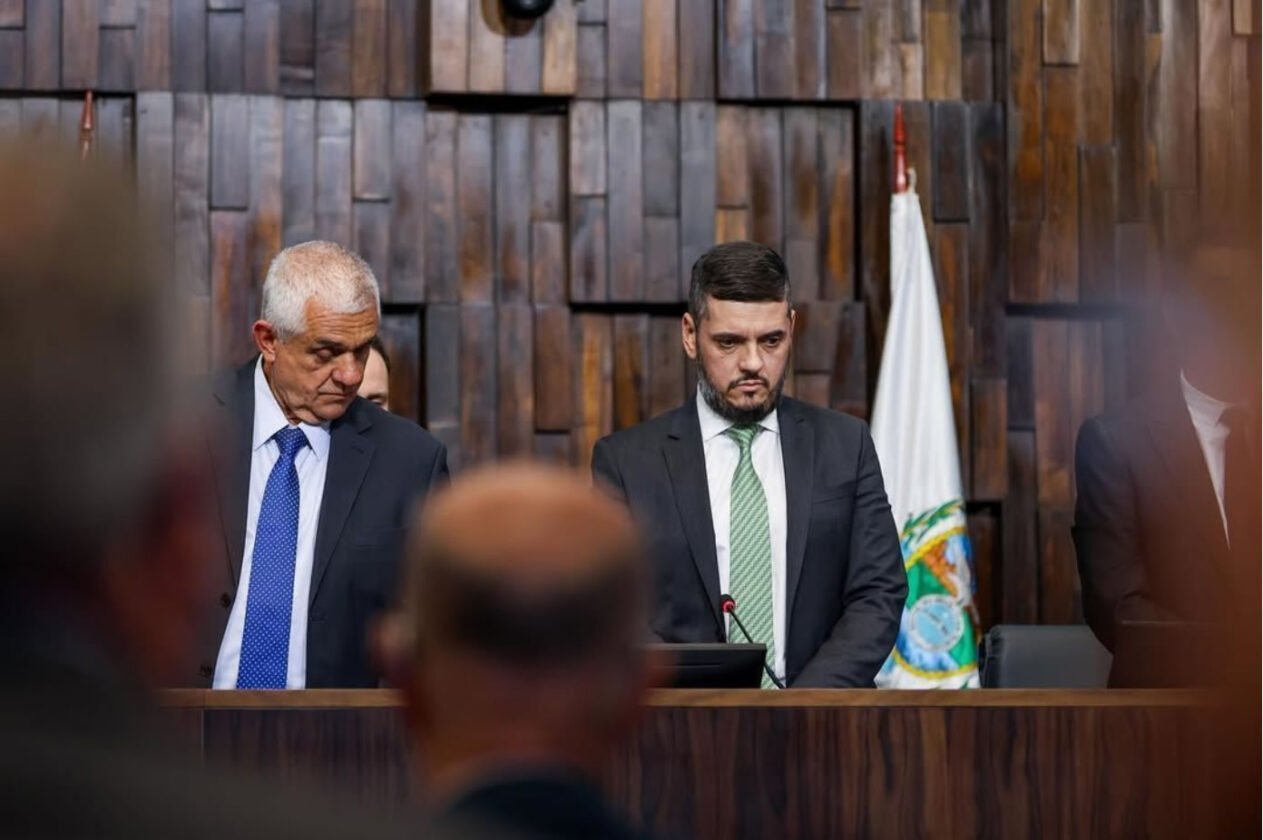 Crise no Rio: Justiça suspende eleição de novo governador Crise no Rio: Justiça suspende eleição de novo governador