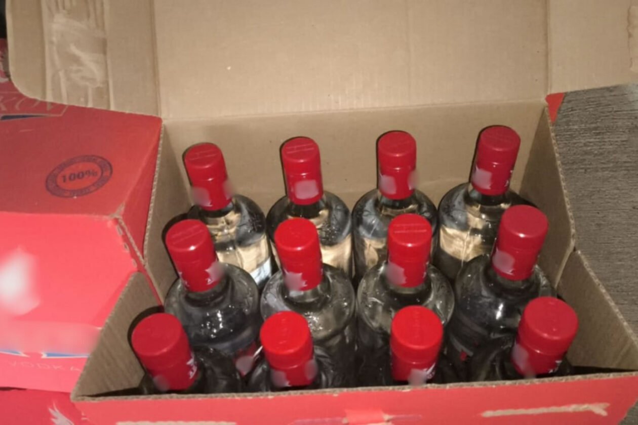 Casal é indiciado por esquema de bebidas adulteradas em SP; entenda