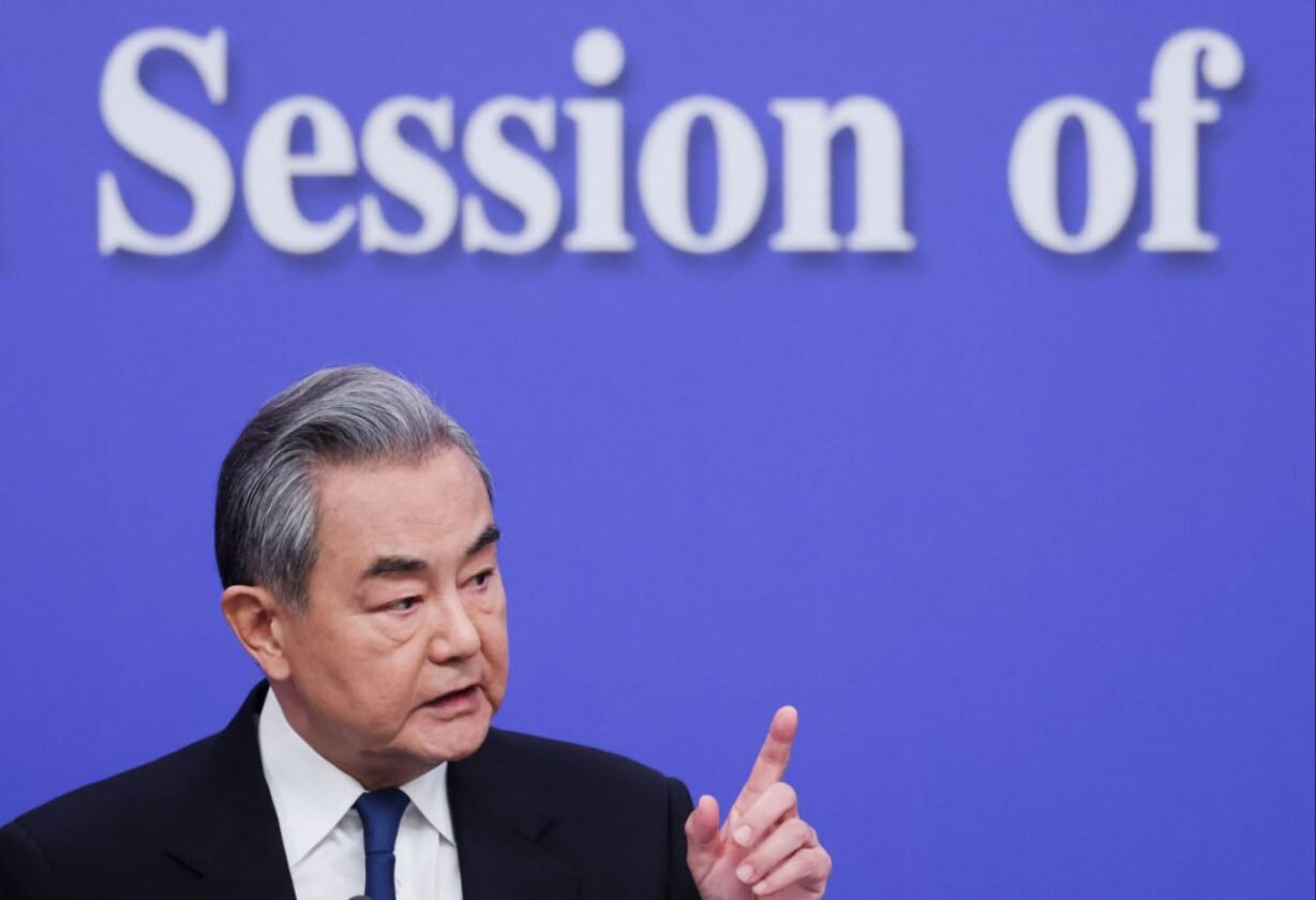 China desafia hegemonia dos EUA com plano de paz no Oriente Médio China desafia hegemonia dos EUA com plano de paz no Oriente Médio