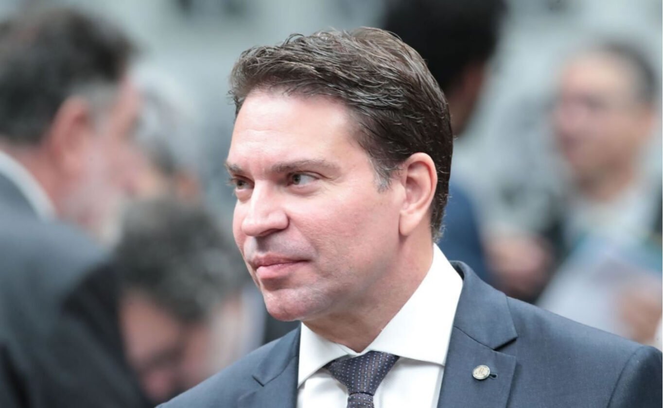 Alexandre Ramagem é preso nos EUA após cooperação com a Polícia Federal Alexandre Ramagem é preso nos EUA após cooperação com a Polícia Federal