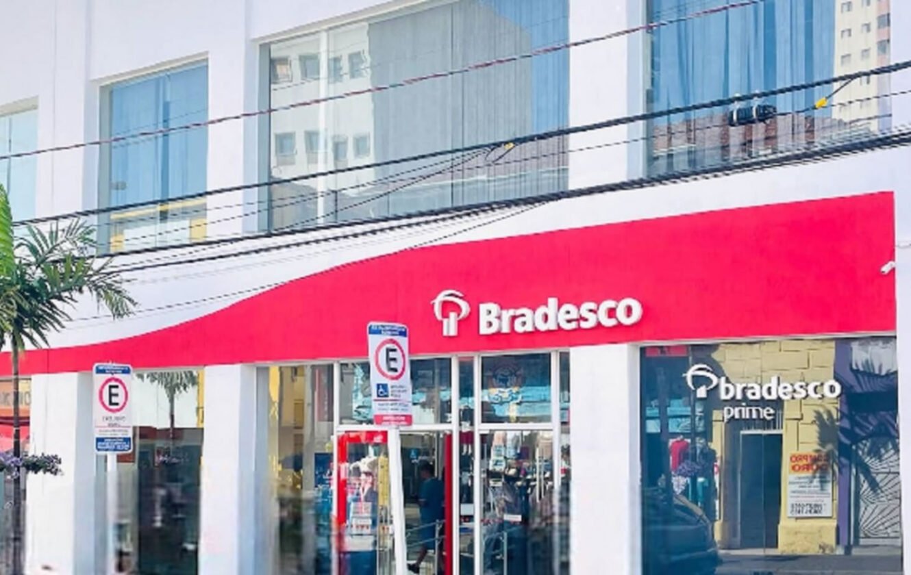 Invasão de agência bancária em Botucatu mobiliza Polícia Militar