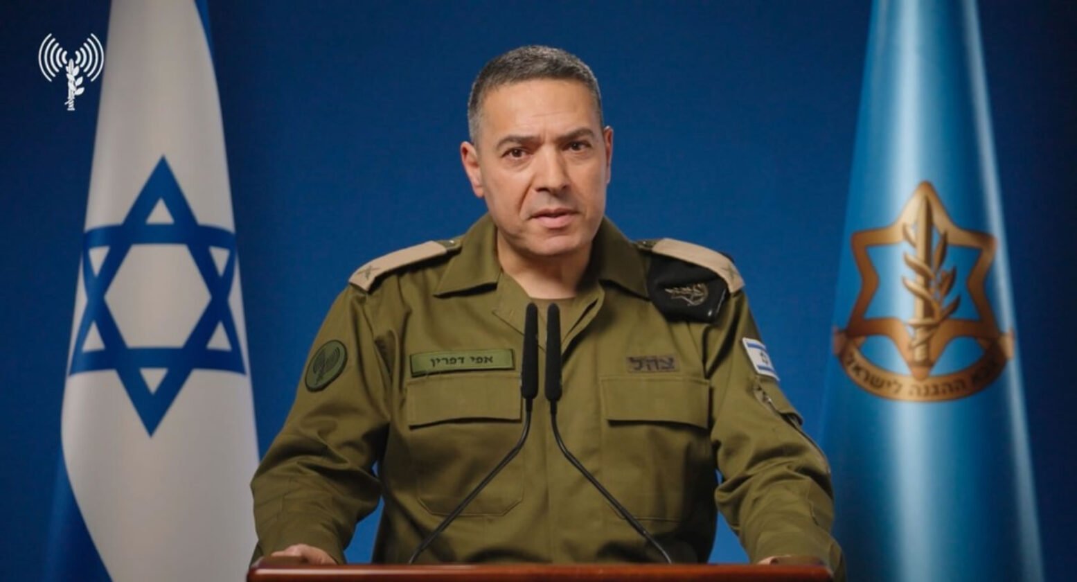 Israel ataca o Irã e o Líbano: plano de desarmar Hezbollah avança