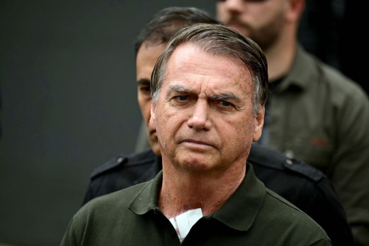 Após internação, boletim médico revela estado real de Bolsonaro
