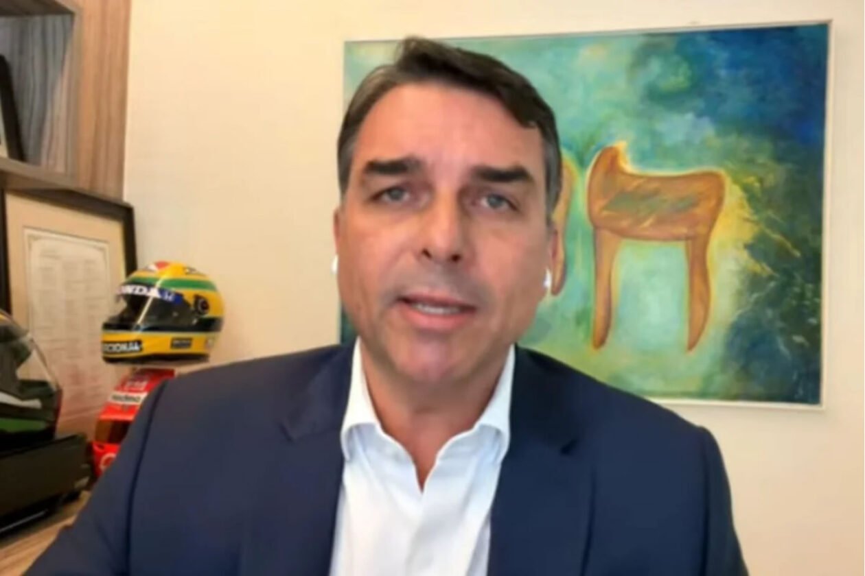 Estratégia revelada em SP: Flávio Bolsonaro mira dois redutos decisivos para arrancar Estratégia revelada em SP: Flávio Bolsonaro mira dois redutos decisivos para arrancar