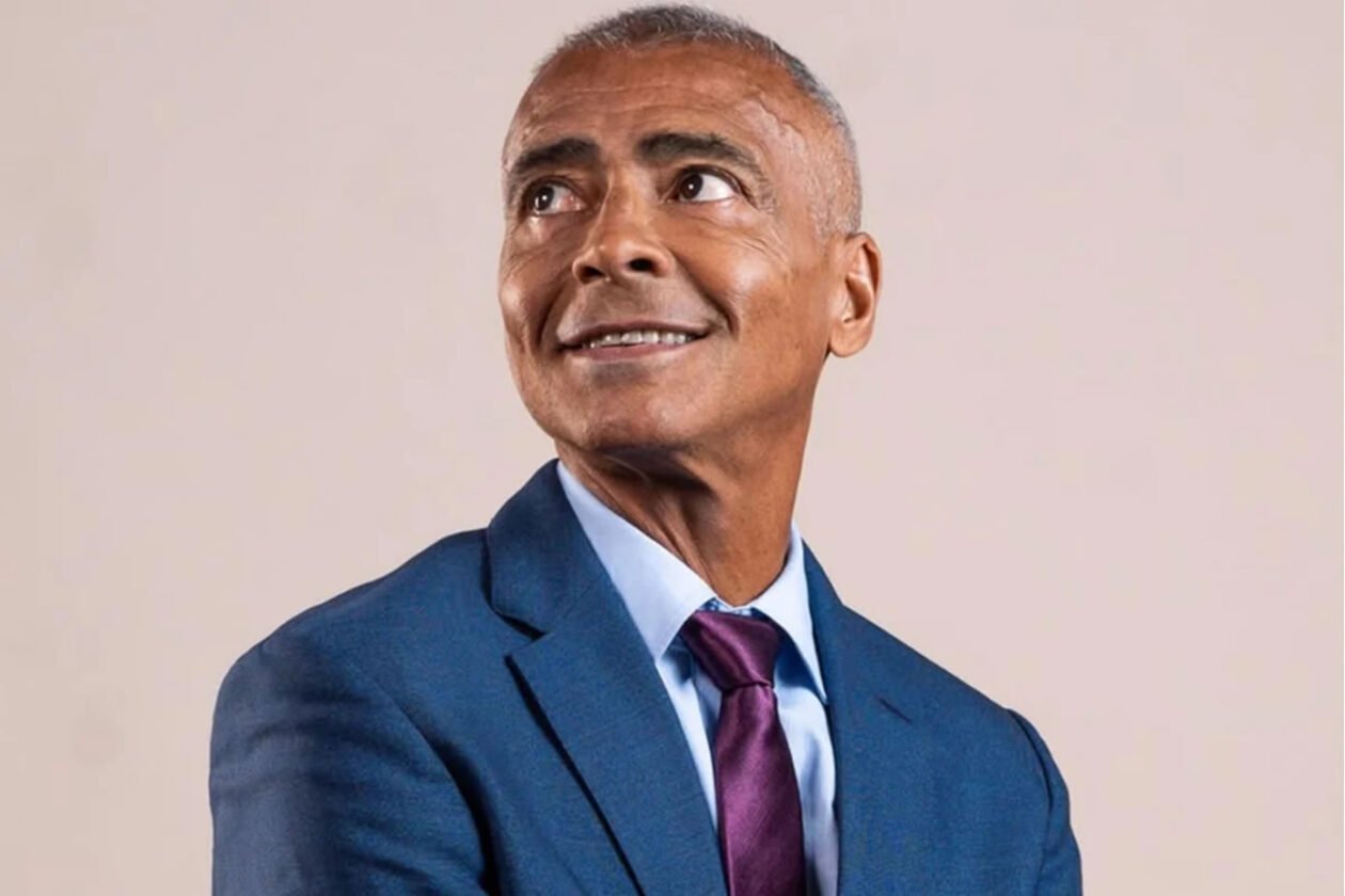 Notificado pelo Senado: por que Romário teve que devolver R$ 29 mil após a Copa? Notificado pelo Senado: por que Romário teve que devolver R$ 29 mil após a Copa?