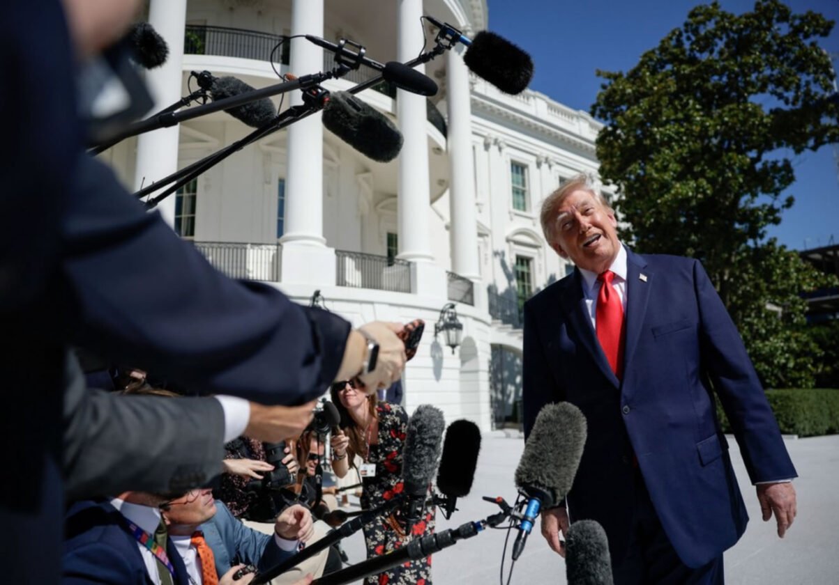 “Acompanhando de perto”: a declaração de Trump sobre as eleições no Brasil que acendeu o sinal alerta "Acompanhando de perto": a declaração de Trump sobre as eleições no Brasil que acendeu o sinal alerta